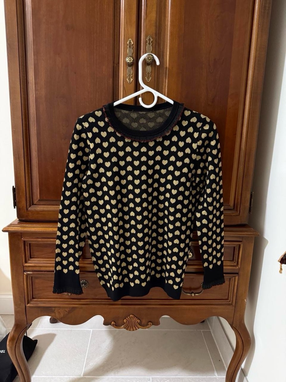 Louis Vuitton Black Crewneck Sweater with Cream Heart Print